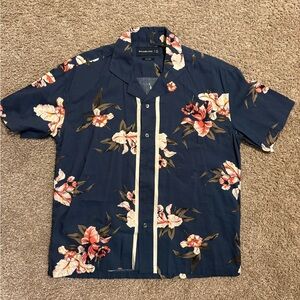 Abercrombie & Fitch Men's Floral Short Sleeve Shirt